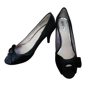 Sam&Libby Black Satin dress heels